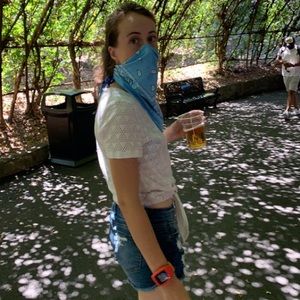 Meet your Posher, Alye